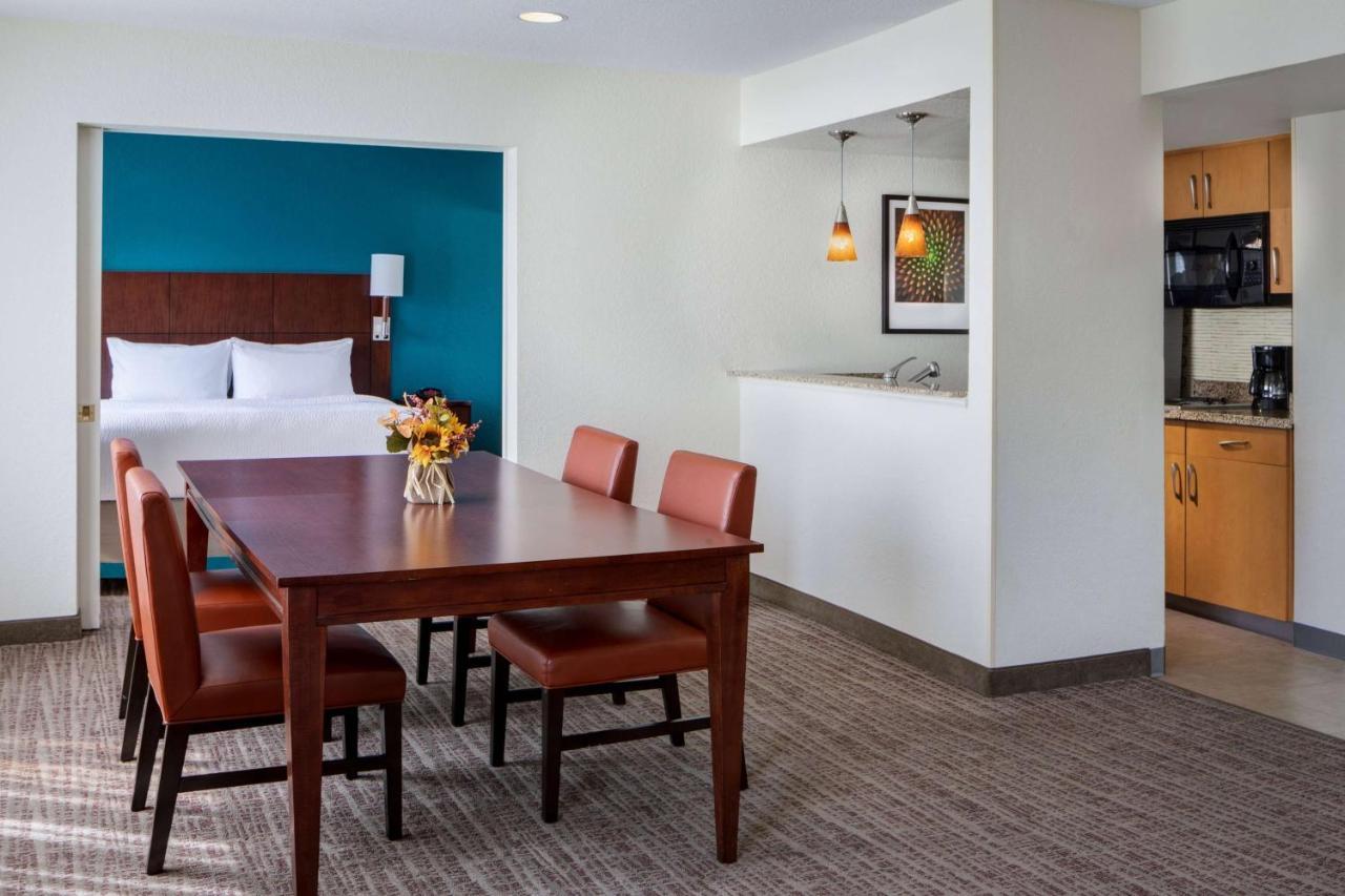 Sonesta Es Suites Dallas Medical Market Center Exteriör bild